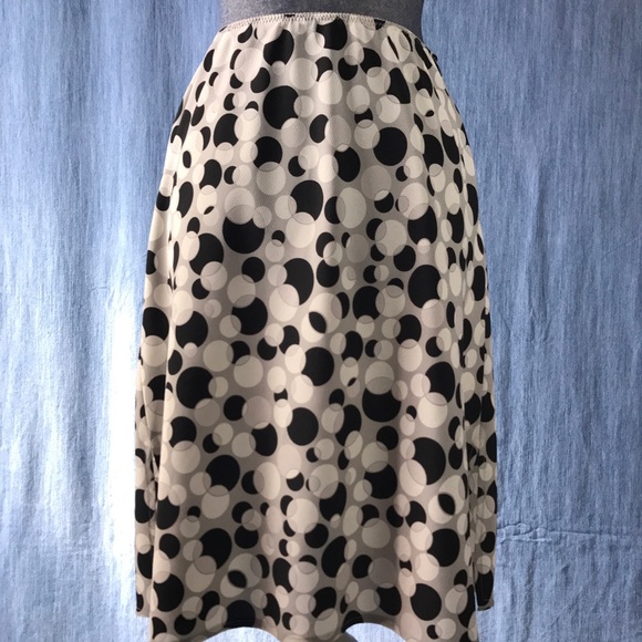 The Limited XS Black White Gray Polkadot Skirt - Picture 1 of 7